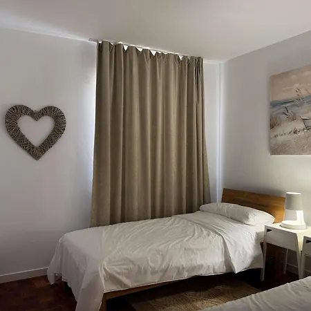 Будинок відпочинку Trocadero Beach, Pool And Tennis *