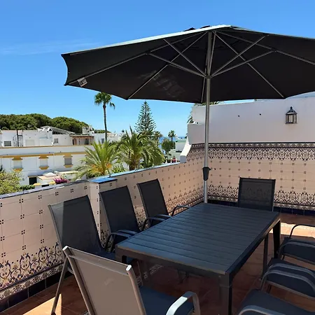 Trocadero Beach, Pool And Tennis