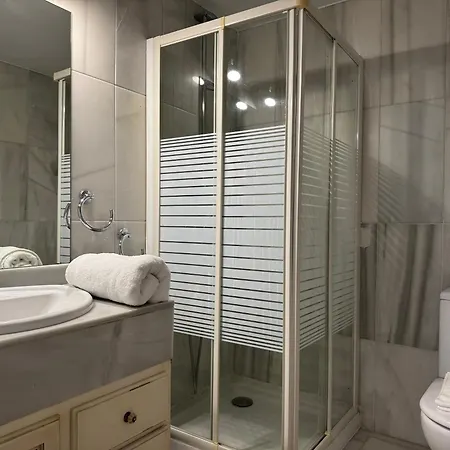 Trocadero Beach, Pool And Tennis