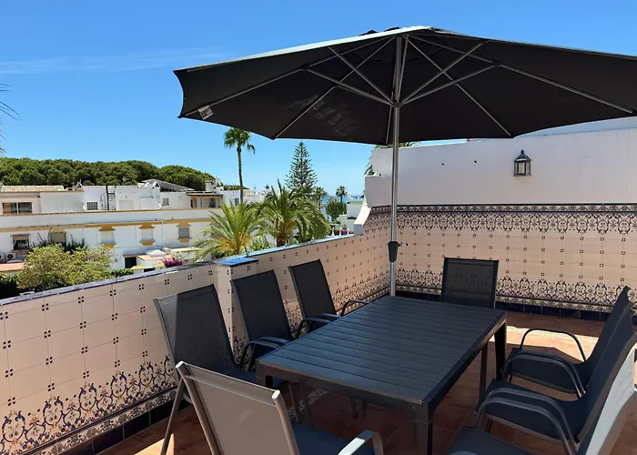 Trocadero Beach, Pool And Tennis